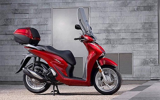 Honda SH 125 - scooter rental Zakynthos